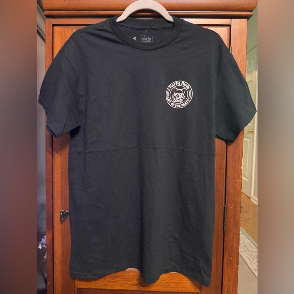 Party Pants Graphic Short Sleeve Tee size Medium